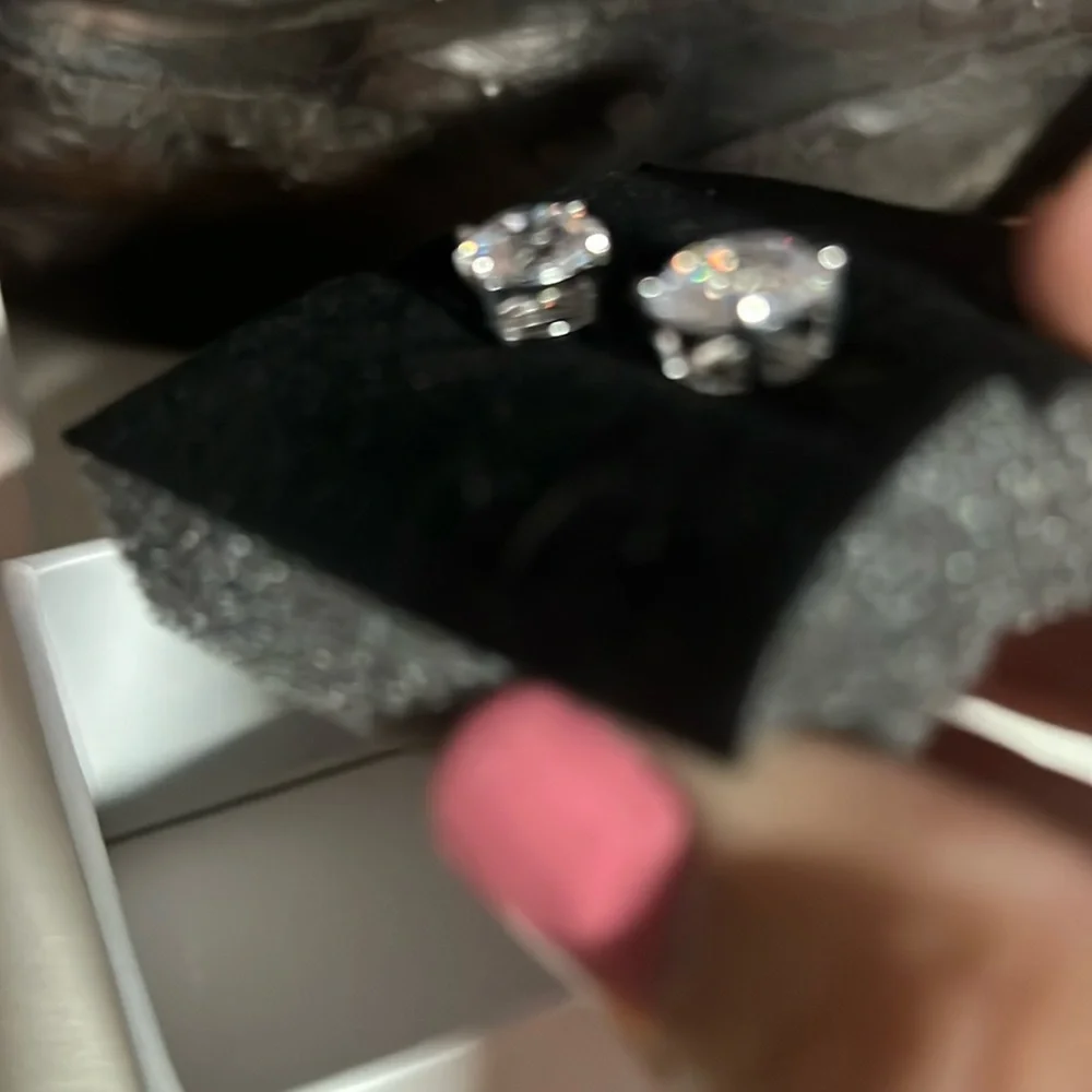 C101 Silver 925 Diamonique Stud Earrings - Picture 3 of 7